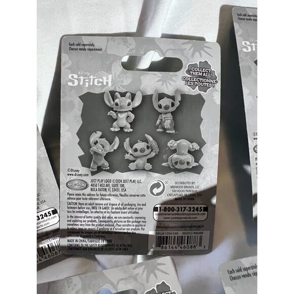 Nightmare Before Christmas Figure SANTA JACK w/ Collectible Bonus Card Disney - Picture 5 of 5